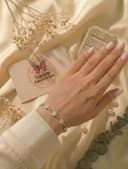 دستبند طرح بابونه